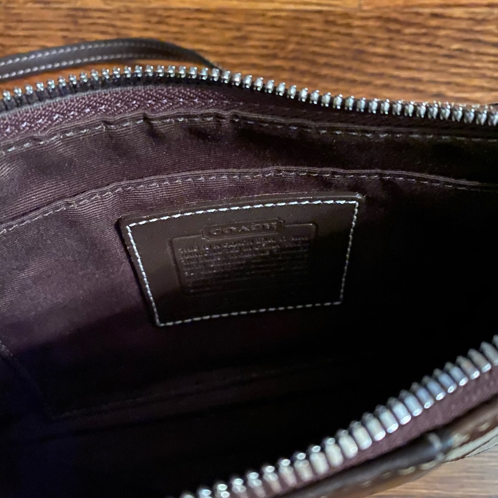 Coach bag. - Picture 3 of 3
